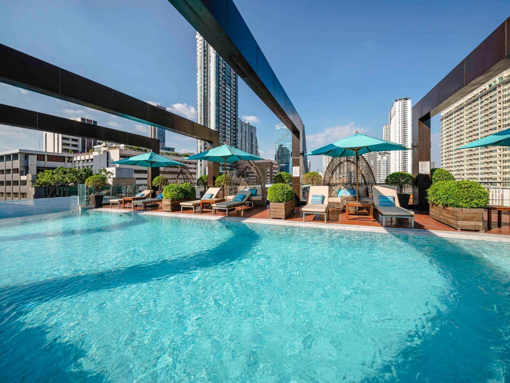 Vie Hotel Bangkok, Mgallery Banguecoque Exterior foto Rooftop pool